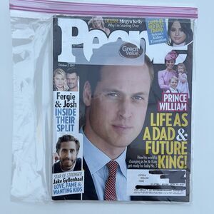 People magazine Oct. 2, 2017, Prince William - Fergie & Josh - Jack Gyllenhaal